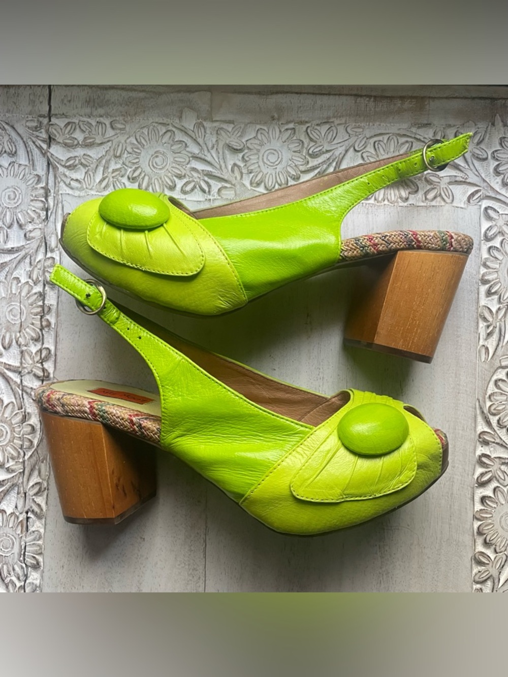 Miz Mooz Violin peep toe wood heel custom paint size 7.5